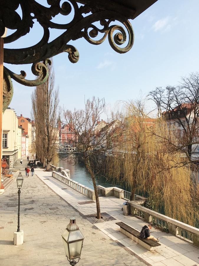 River And Castle View Apartment Rose Tour As Ljubljana Eksteriør bilde